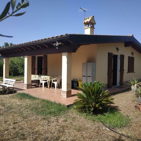 Cottage Su Merti Country อีเกลเซียส ภายนอก รูปภาพ