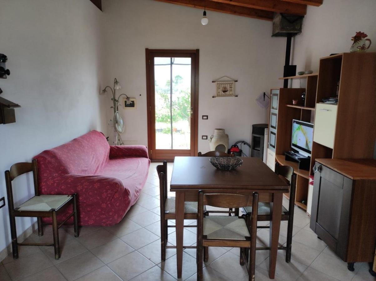 Cottage Su Merti Country อีเกลเซียส ภายนอก รูปภาพ