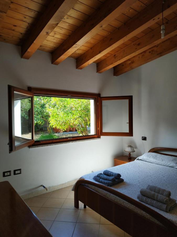 Cottage Su Merti Country อีเกลเซียส ภายนอก รูปภาพ